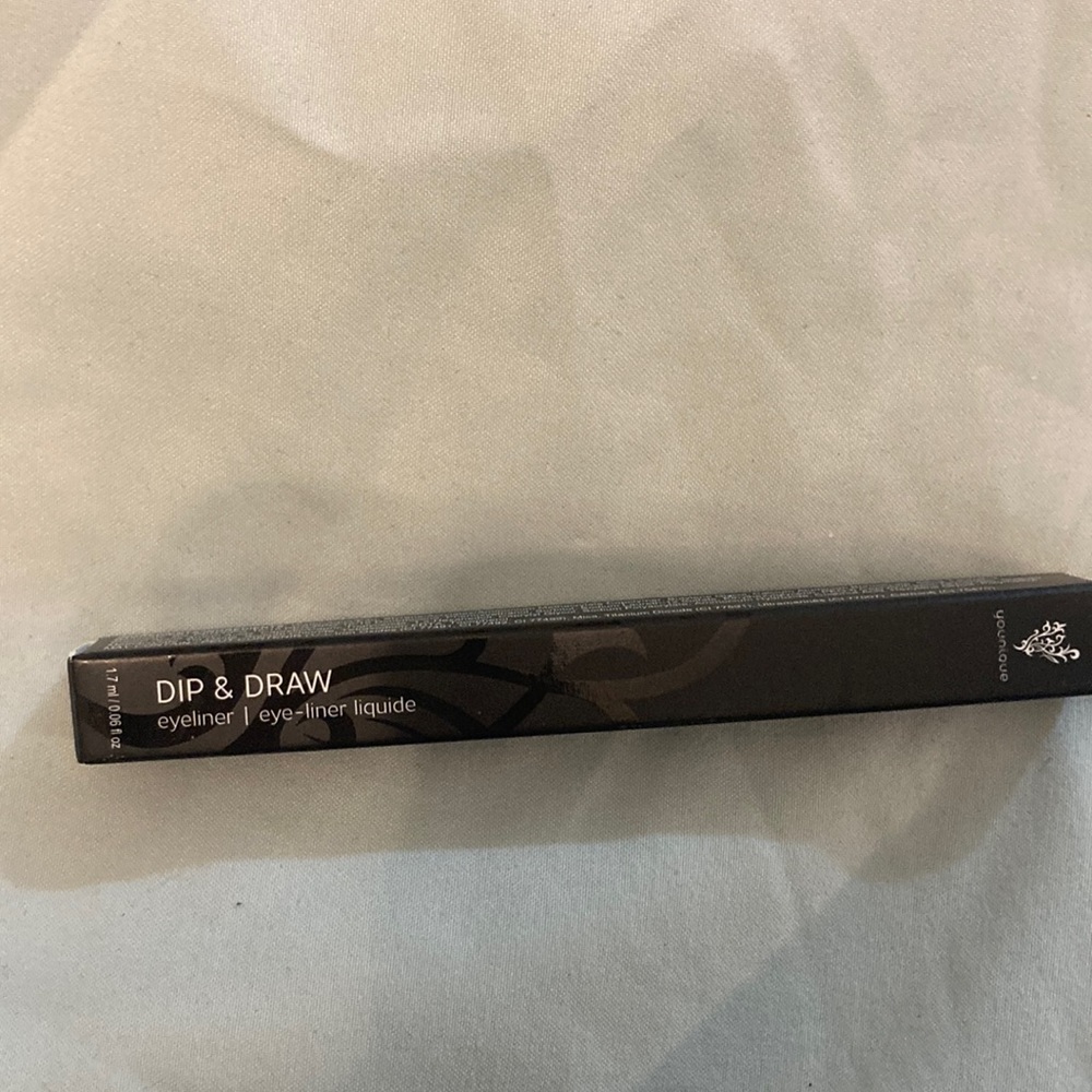 Younique Eyeliner